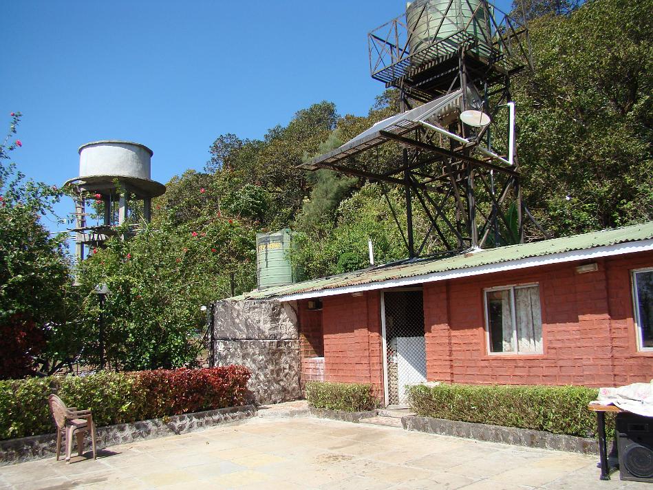DSC02023.JPG - Water is supplied through borewell. The water is naturally sweet. No need to buy mineral water!
