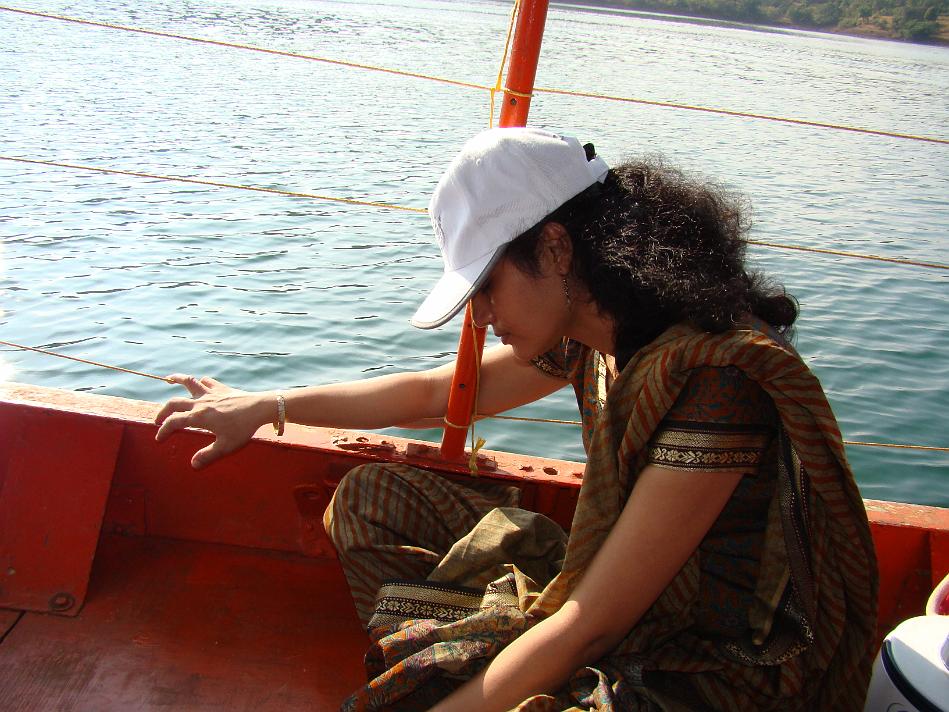 DSC02066.JPG - Madhavi could not resist having little nap while we were on way to Datta Mandir